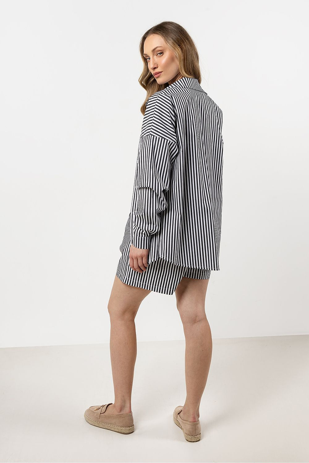  Camicia a manica lunga  model 212200 awama 